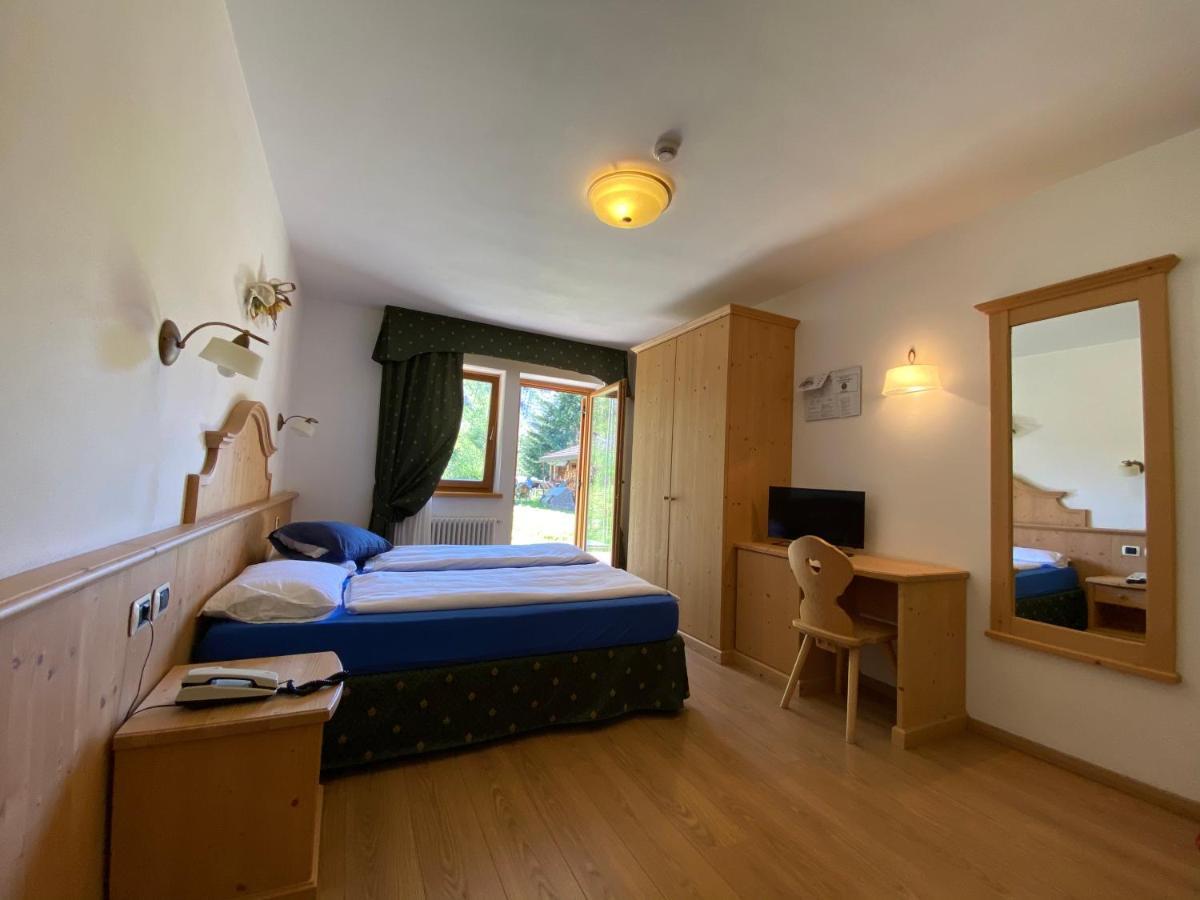 Hotel Camoscio Rocca Pietore Buitenkant foto