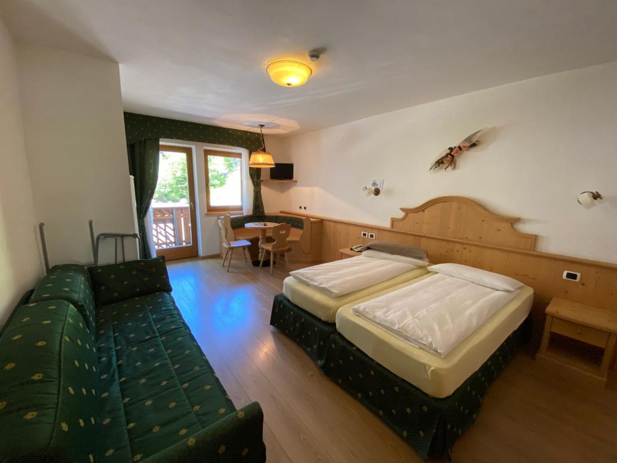 Hotel Camoscio Rocca Pietore Buitenkant foto